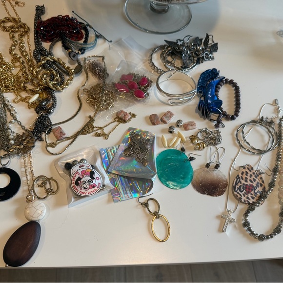 Assorted Jewelry in Glass Jar - Craft+++ wearable - Picture 4 of 8